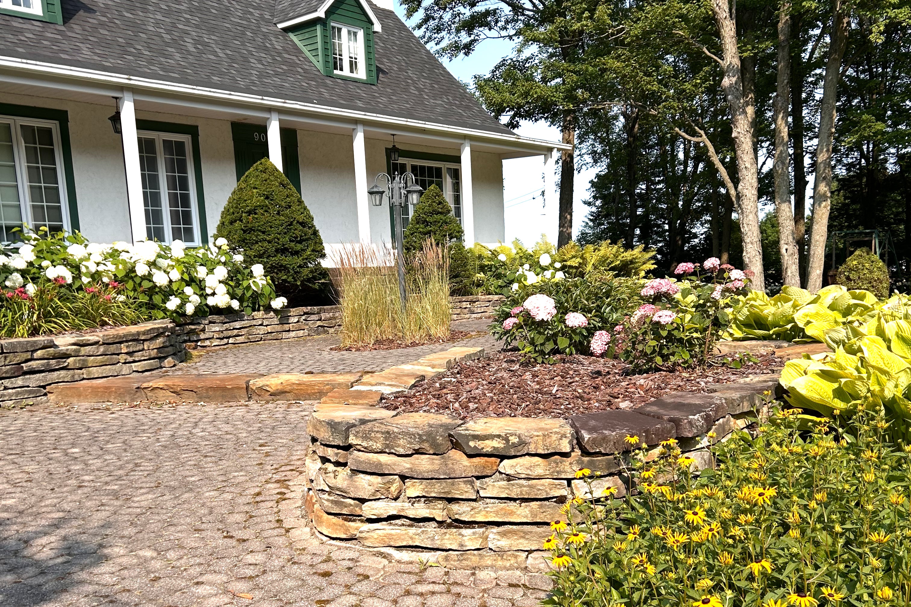 pinard floriculteur paysager aménagement paysager entretien paysager mauricie centre du quebec nicolet trois-rivières